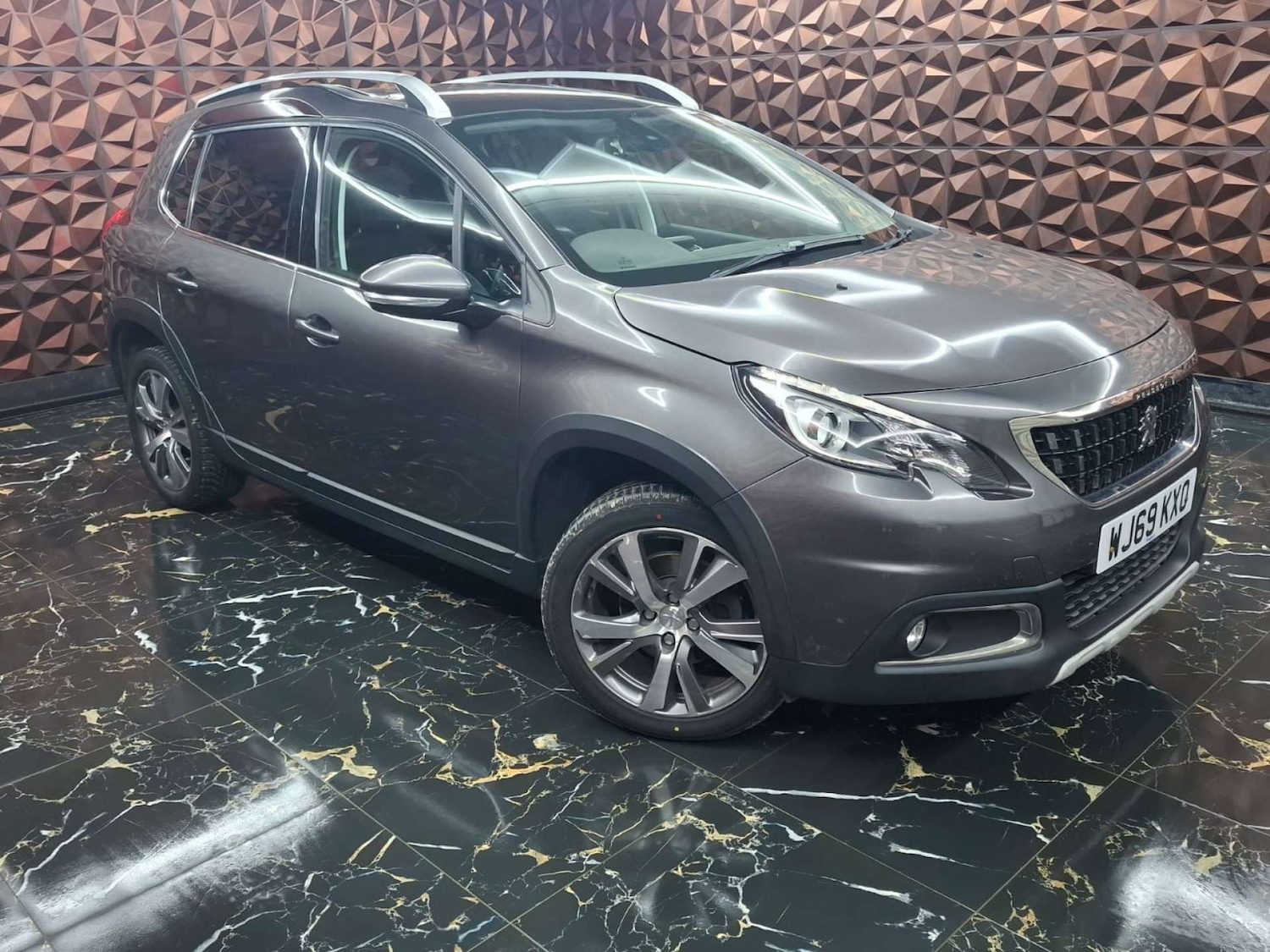Used Peugeot 2008 2019 for sale - 76921422: Photo 2