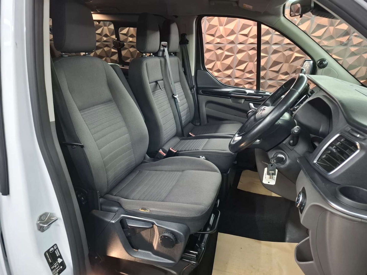 Used Ford Tourneo Custom 2019 for sale - 77735111: Photo 20