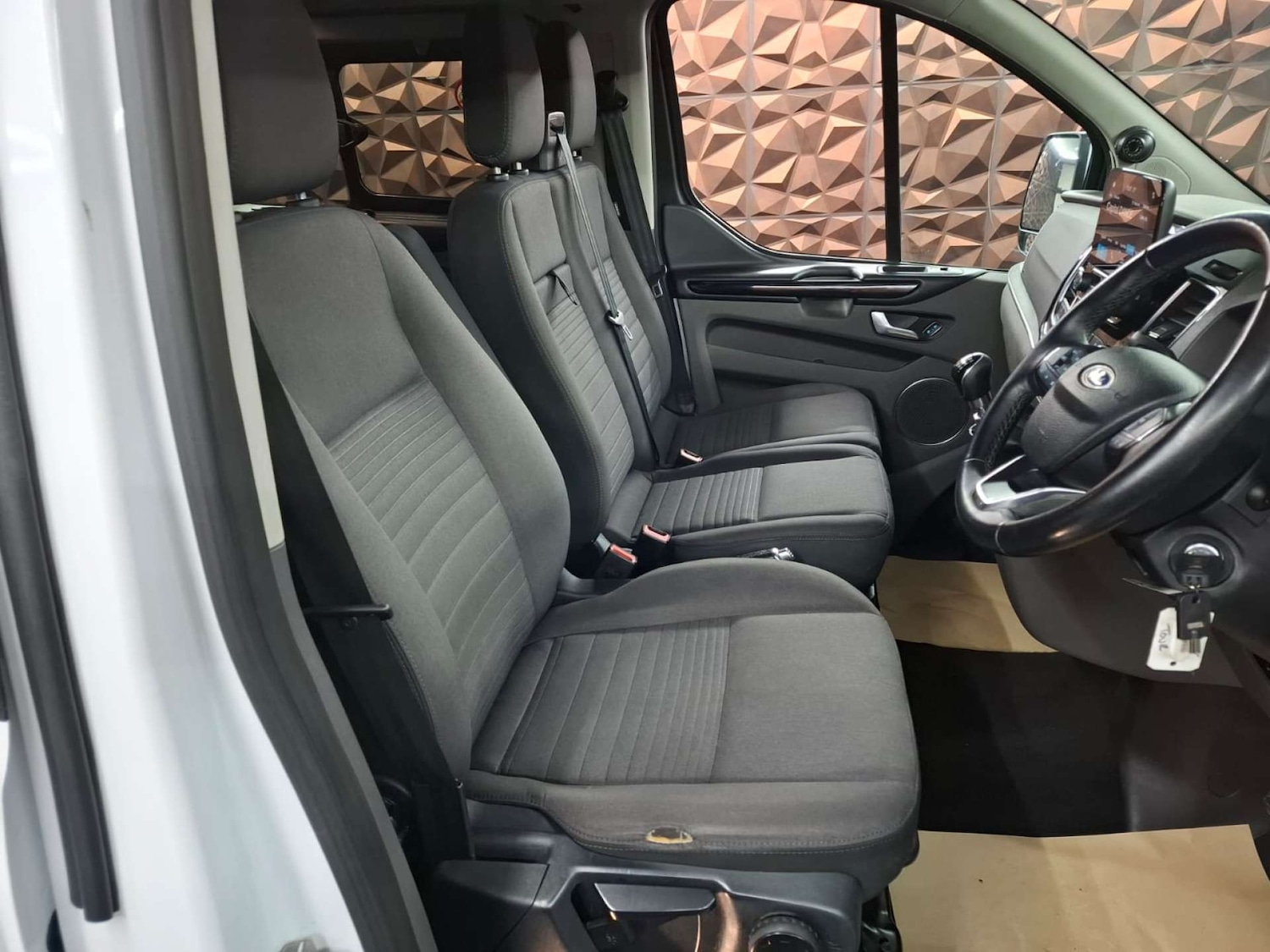 Used Ford Tourneo Custom 2019 for sale - 77735111: Photo 21