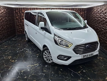 Used Ford Tourneo Custom 2019 for sale - 77735111: Photo