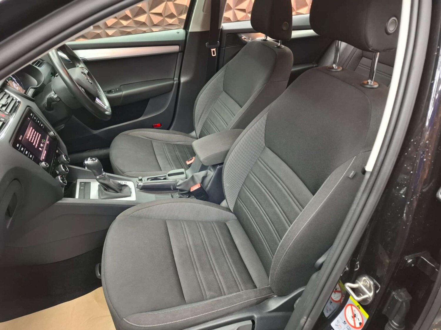 Used Skoda Octavia 2018 for sale - 76921464: Photo 12