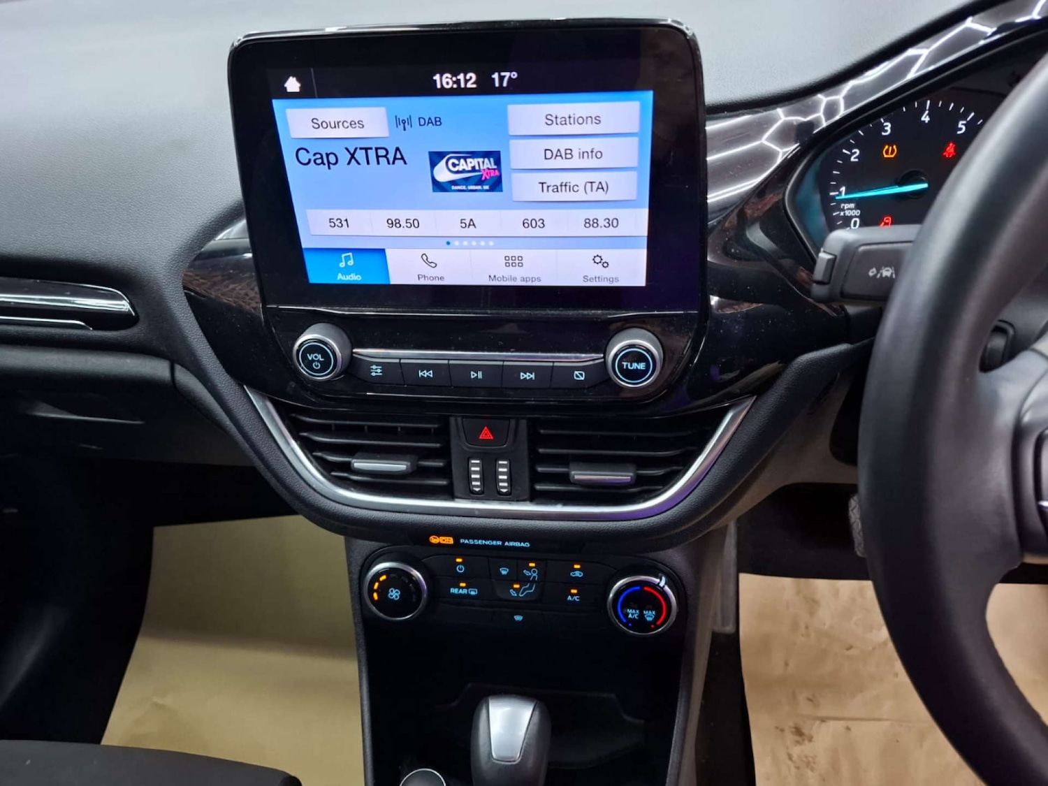 Used Ford Fiesta 2019 for sale - 76921416: Photo 28