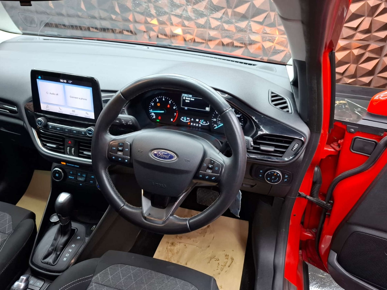 Used Ford Fiesta 2019 for sale - 76921416: Photo 32
