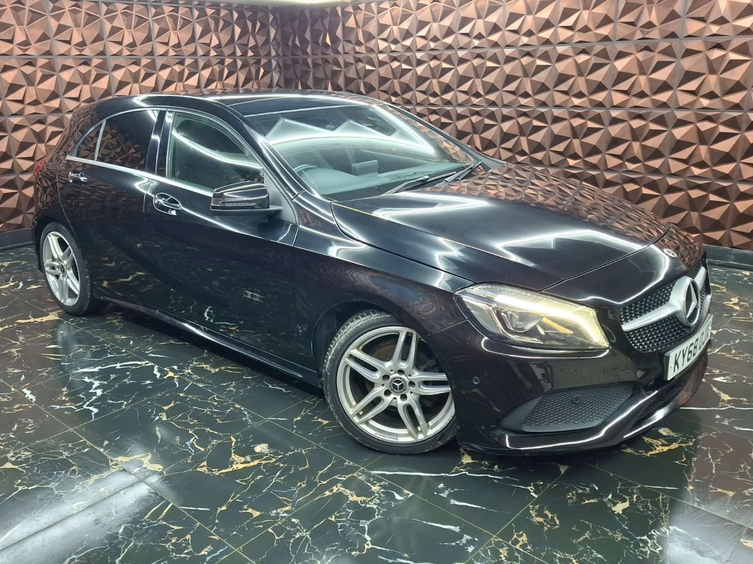 Used Mercedes-Benz A-Class 2018 for sale - 77023560: Photo 1