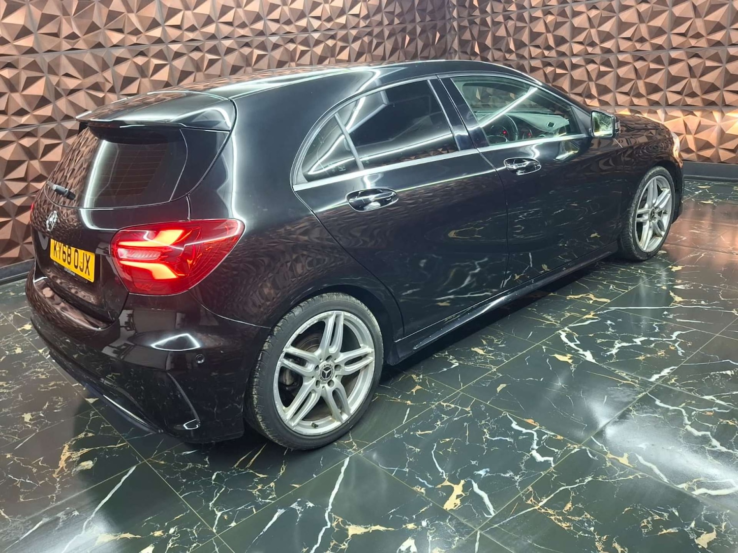 Used Mercedes-Benz A-Class 2018 for sale - 77023560: Photo 29