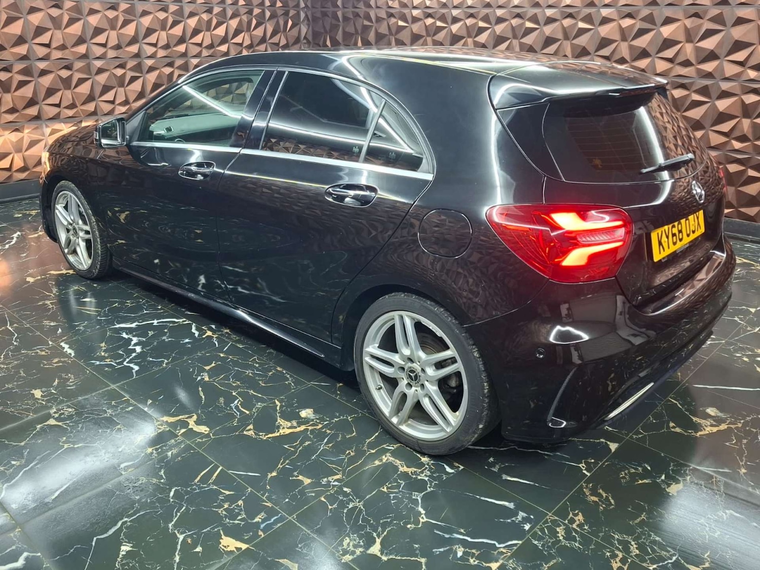 Used Mercedes-Benz A-Class 2018 for sale - 77023560: Photo 31
