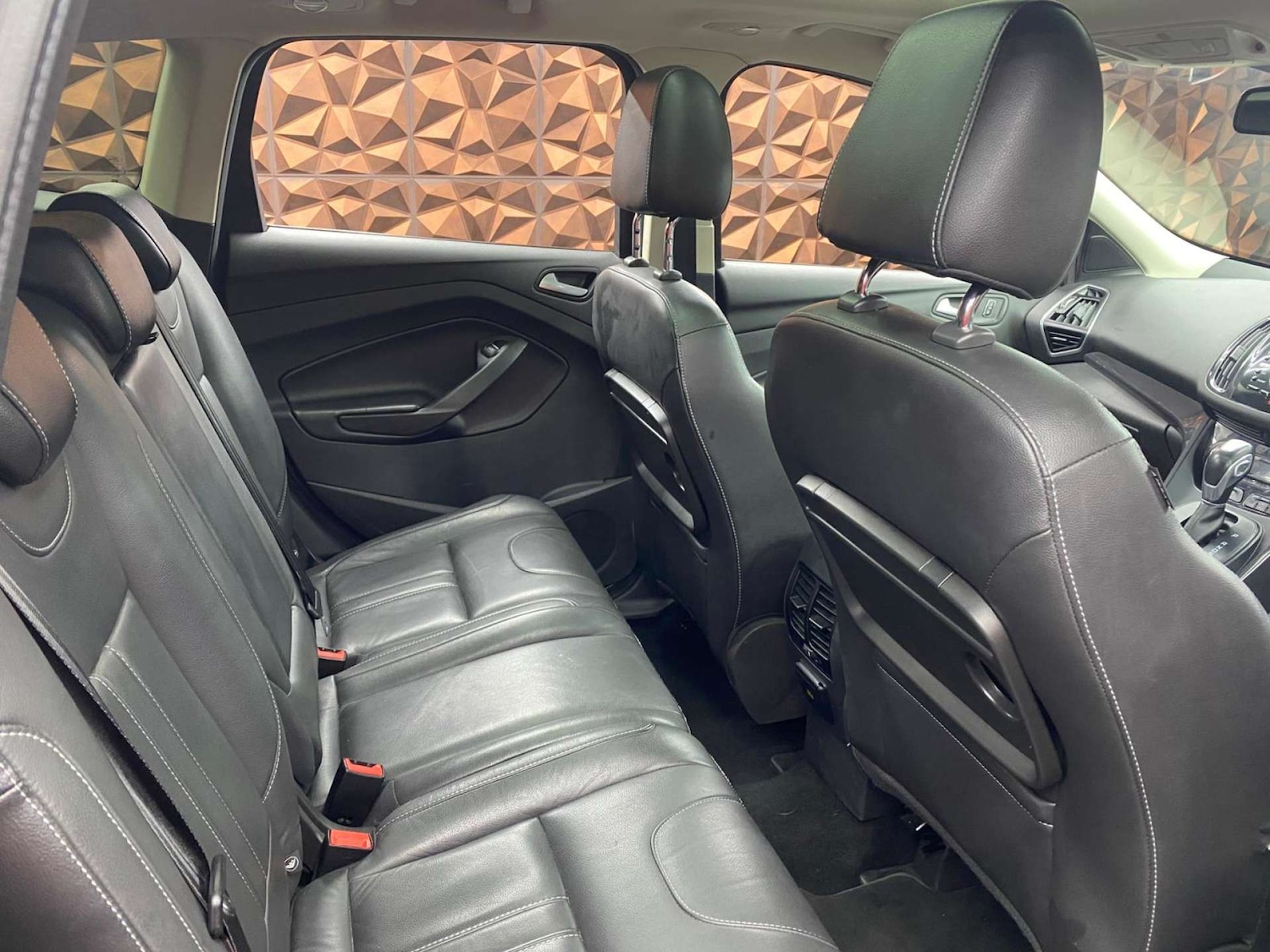 Used Ford Kuga 2015 for sale - 77575842: Photo 10