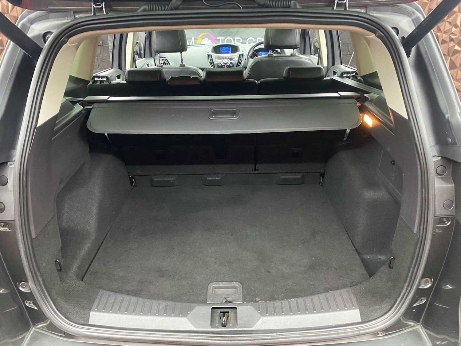 Used Ford Kuga 2015 for sale - 77575842: Photo 18