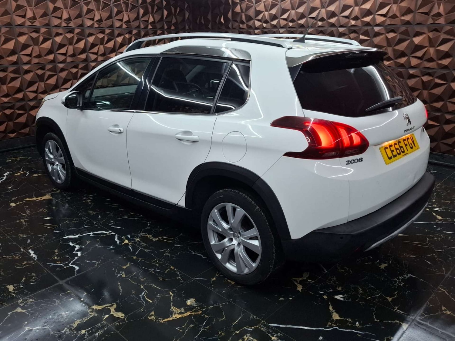 Used Peugeot 2008 2016 for sale - 77151269: Photo 27