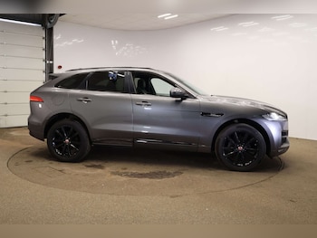 Used Jaguar F-Pace 2018 for sale - 78385153: Photo