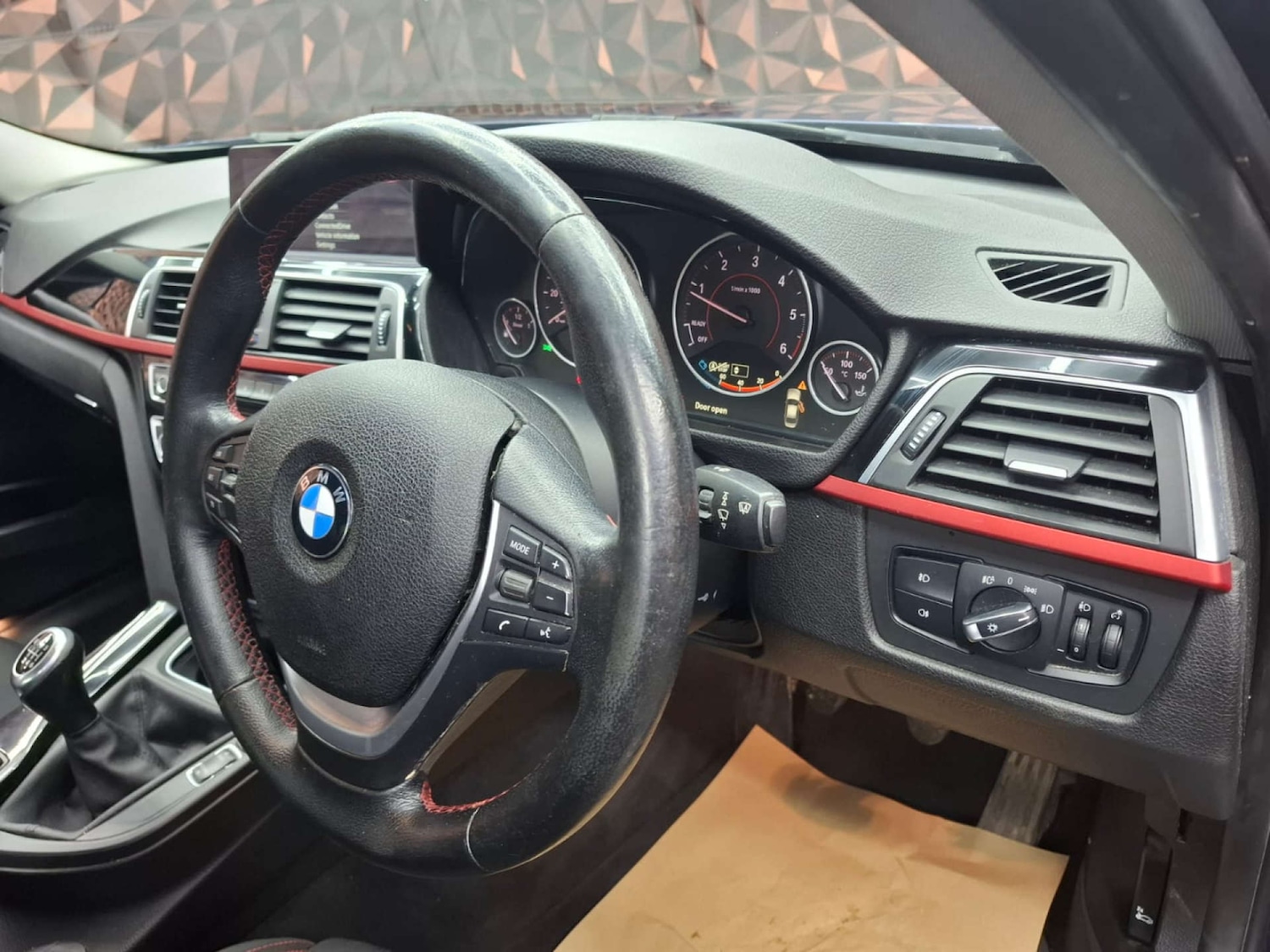 Used BMW 3 Series 2015 for sale - 76921380: Photo 18