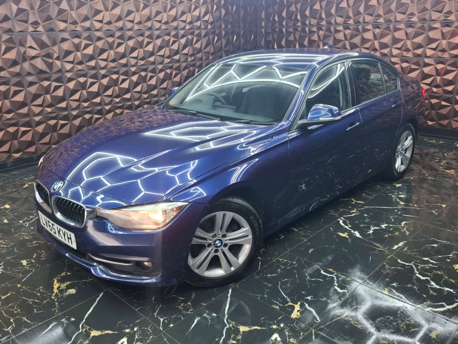 Used BMW 3 Series 2015 for sale - 76921380: Photo 4
