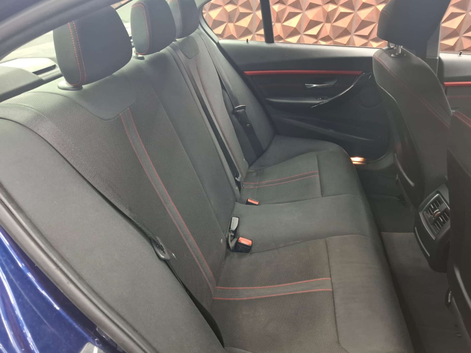 Used BMW 3 Series 2015 for sale - 76921380: Photo 9