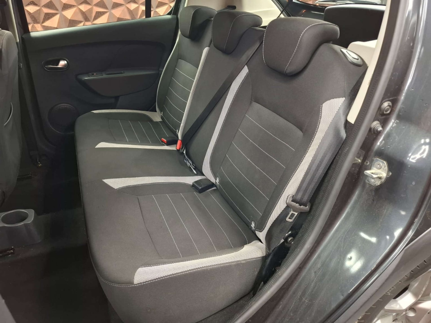 Used Dacia Sandero Stepway 2018 for sale - 77151237: Photo 19