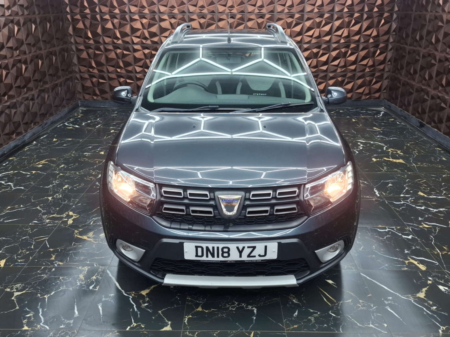 Used Dacia Sandero Stepway 2018 for sale - 77151237: Photo 3