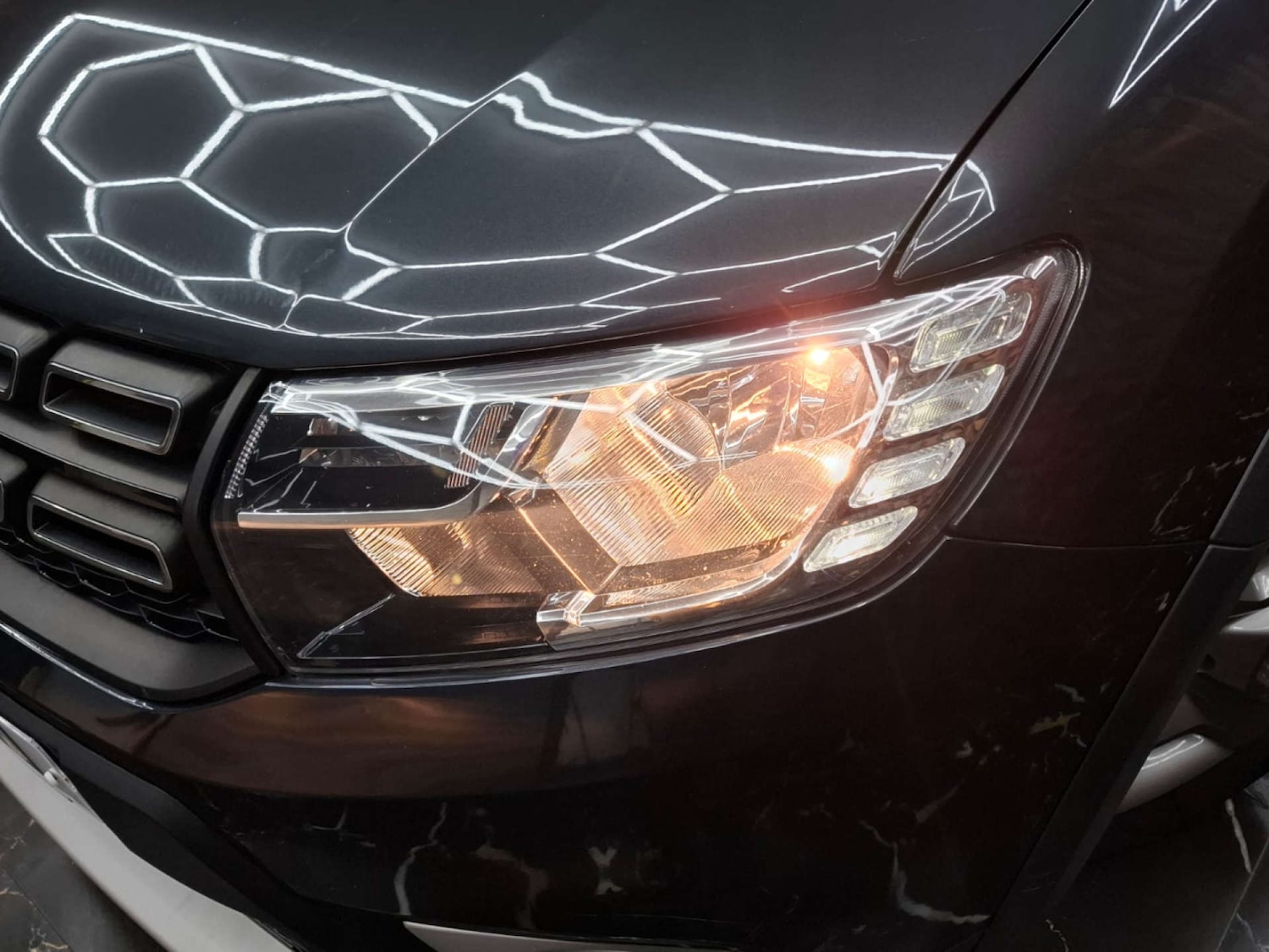 Used Dacia Sandero Stepway 2018 for sale - 77151237: Photo 8