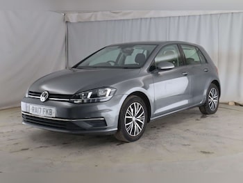 Used Volkswagen Golf 2017 for sale - 78606713: Photo