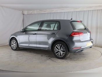 Used Volkswagen Golf 2017 for sale - 78606713: Photo