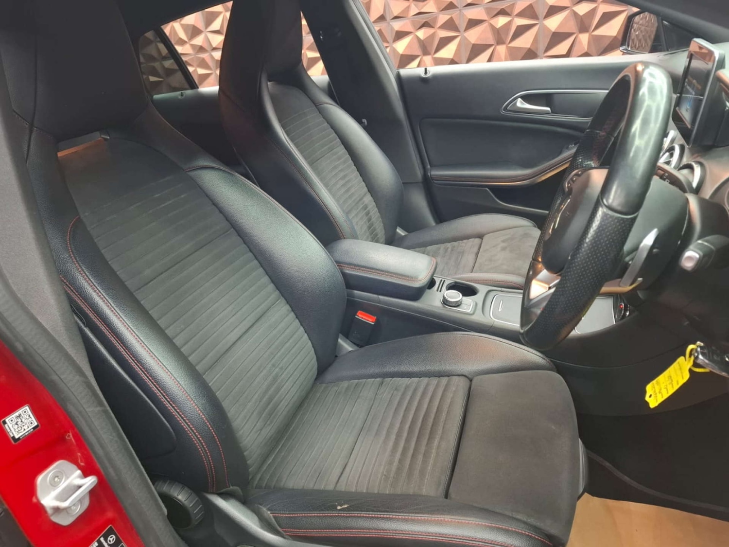 Used Mercedes-Benz C Class 2019 for sale - 76921458: Photo 10