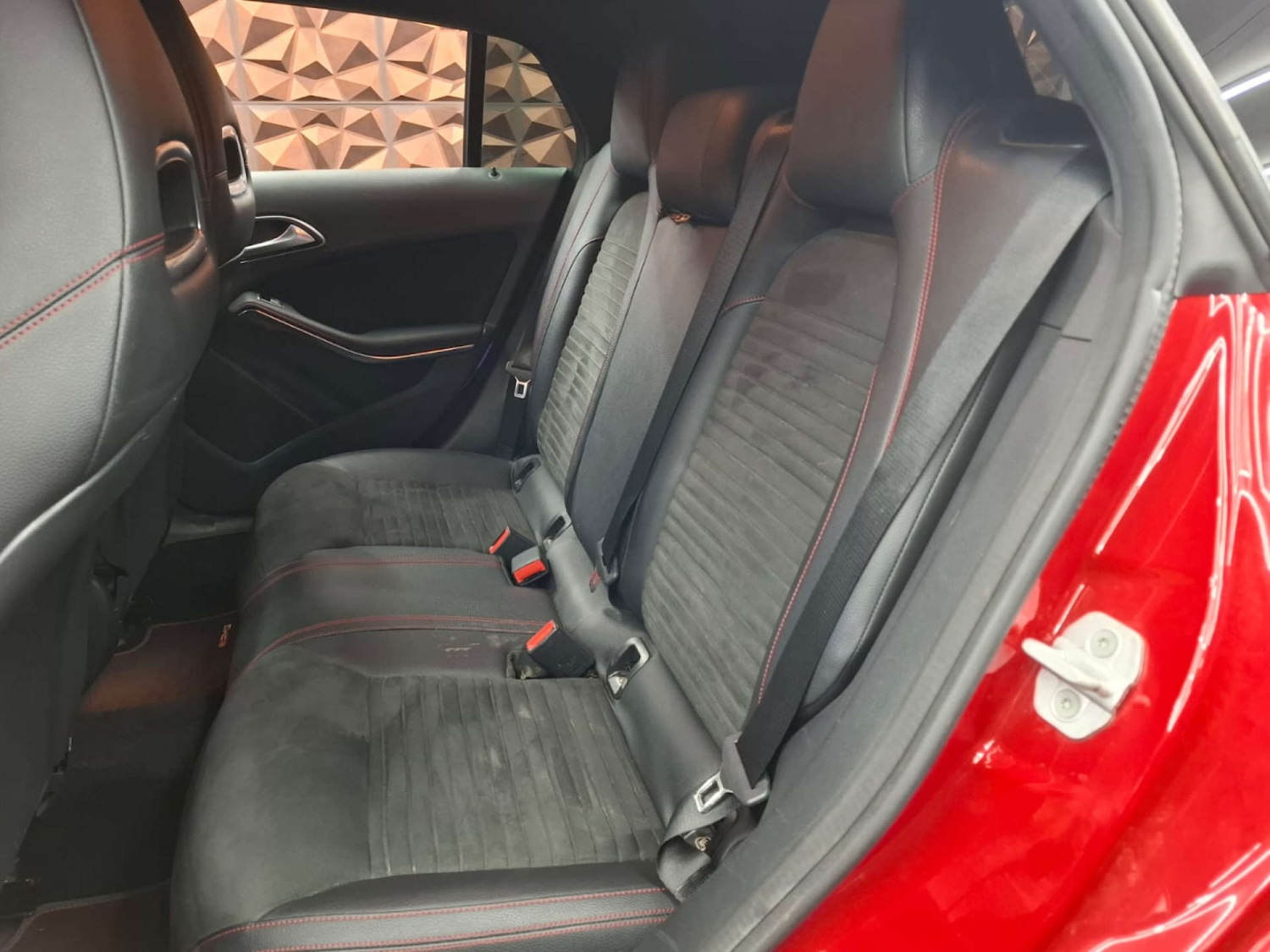 Used Mercedes-Benz C Class 2019 for sale - 76921458: Photo 19