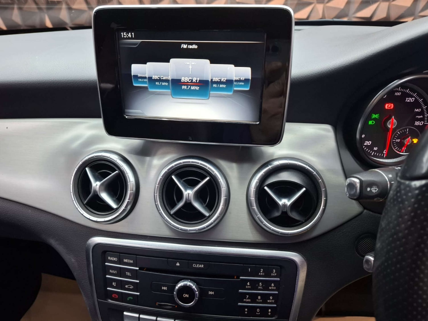 Used Mercedes-Benz C Class 2019 for sale - 76921458: Photo 28