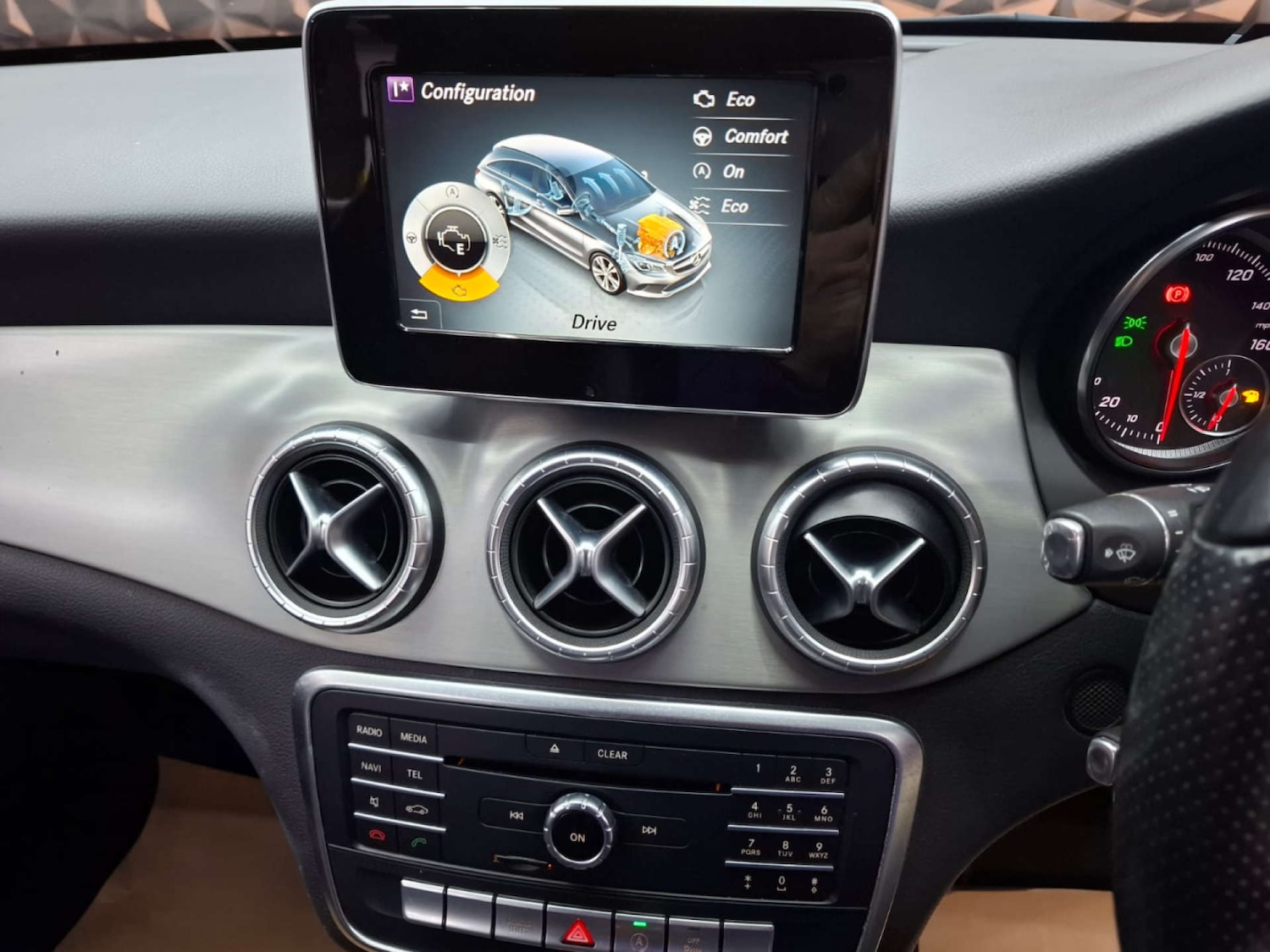 Used Mercedes-Benz C Class 2019 for sale - 76921458: Photo 31