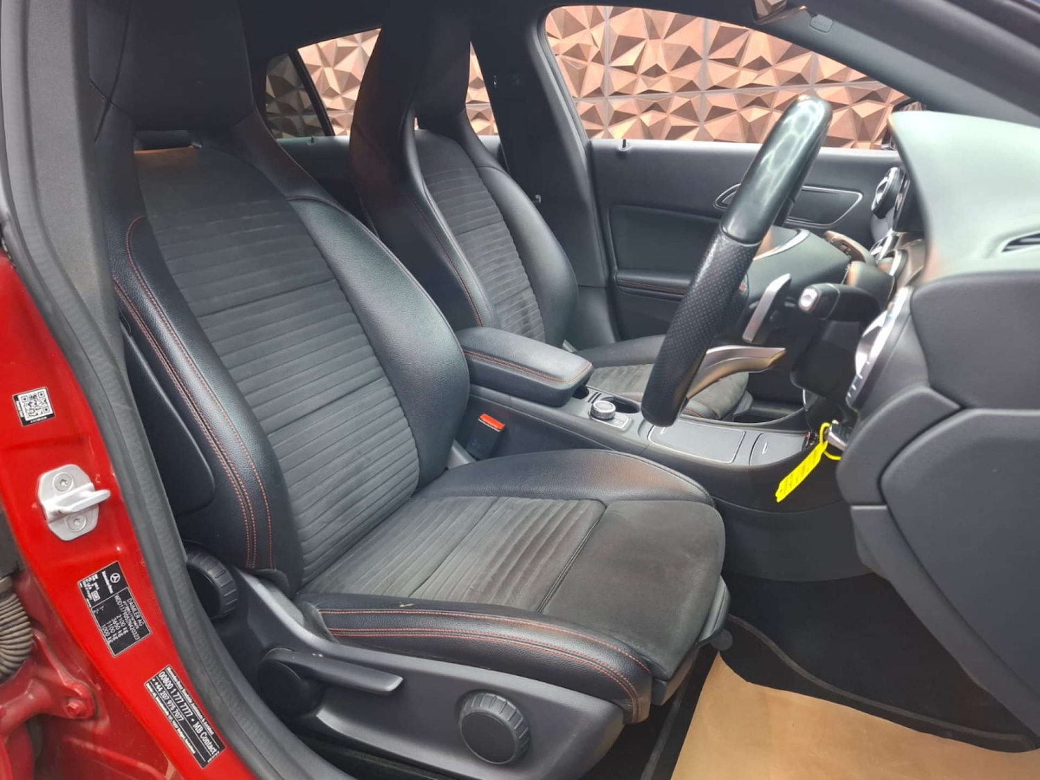 Used Mercedes-Benz C Class 2019 for sale - 76921458: Photo 9