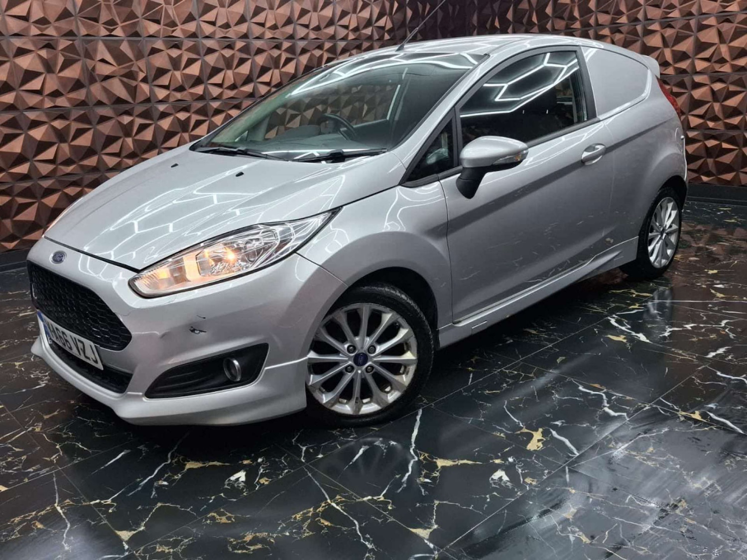 Used Ford Fiesta 2016 for sale - 76921512: Photo 11