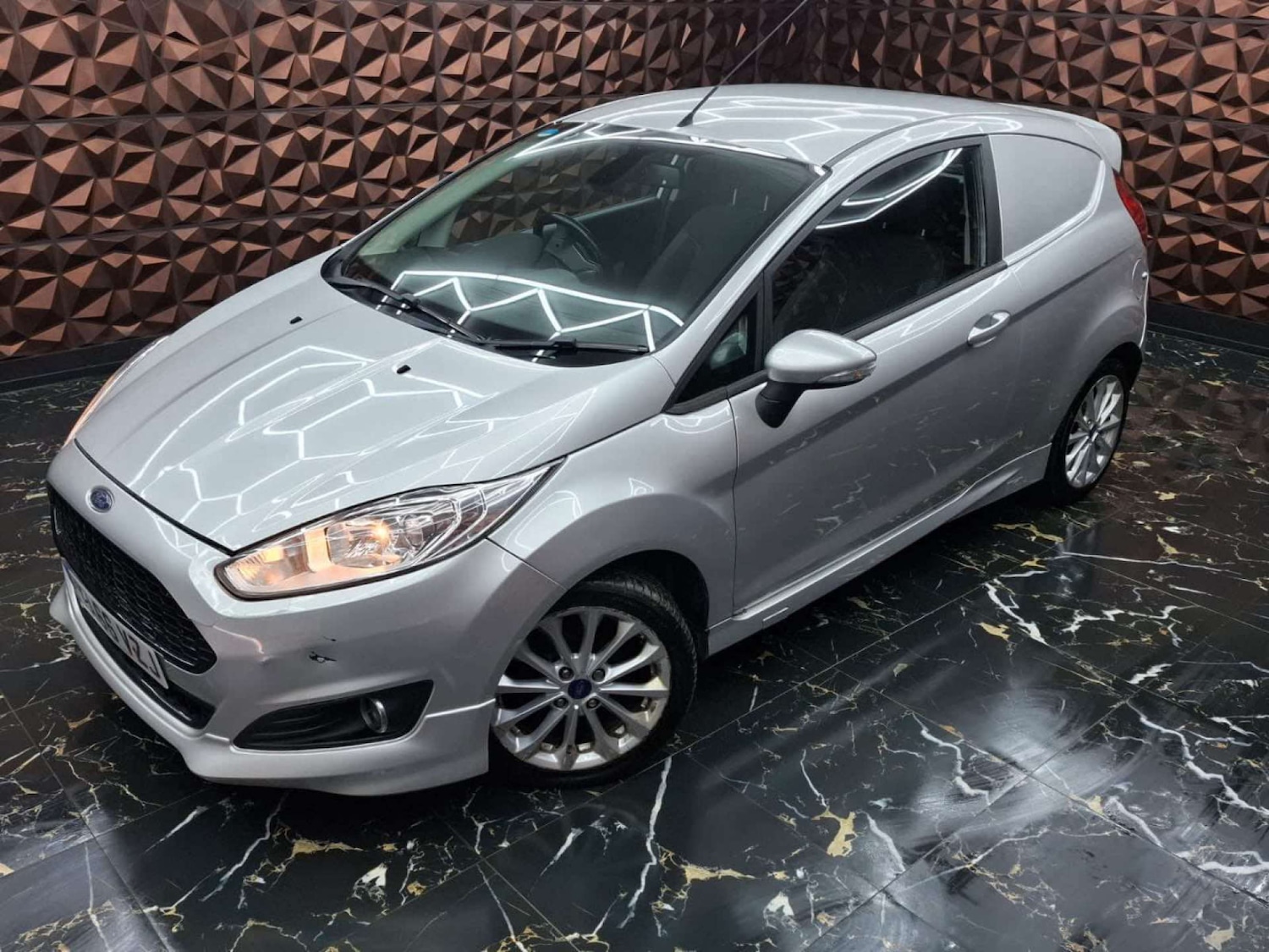 Used Ford Fiesta 2016 for sale - 76921512: Photo 12