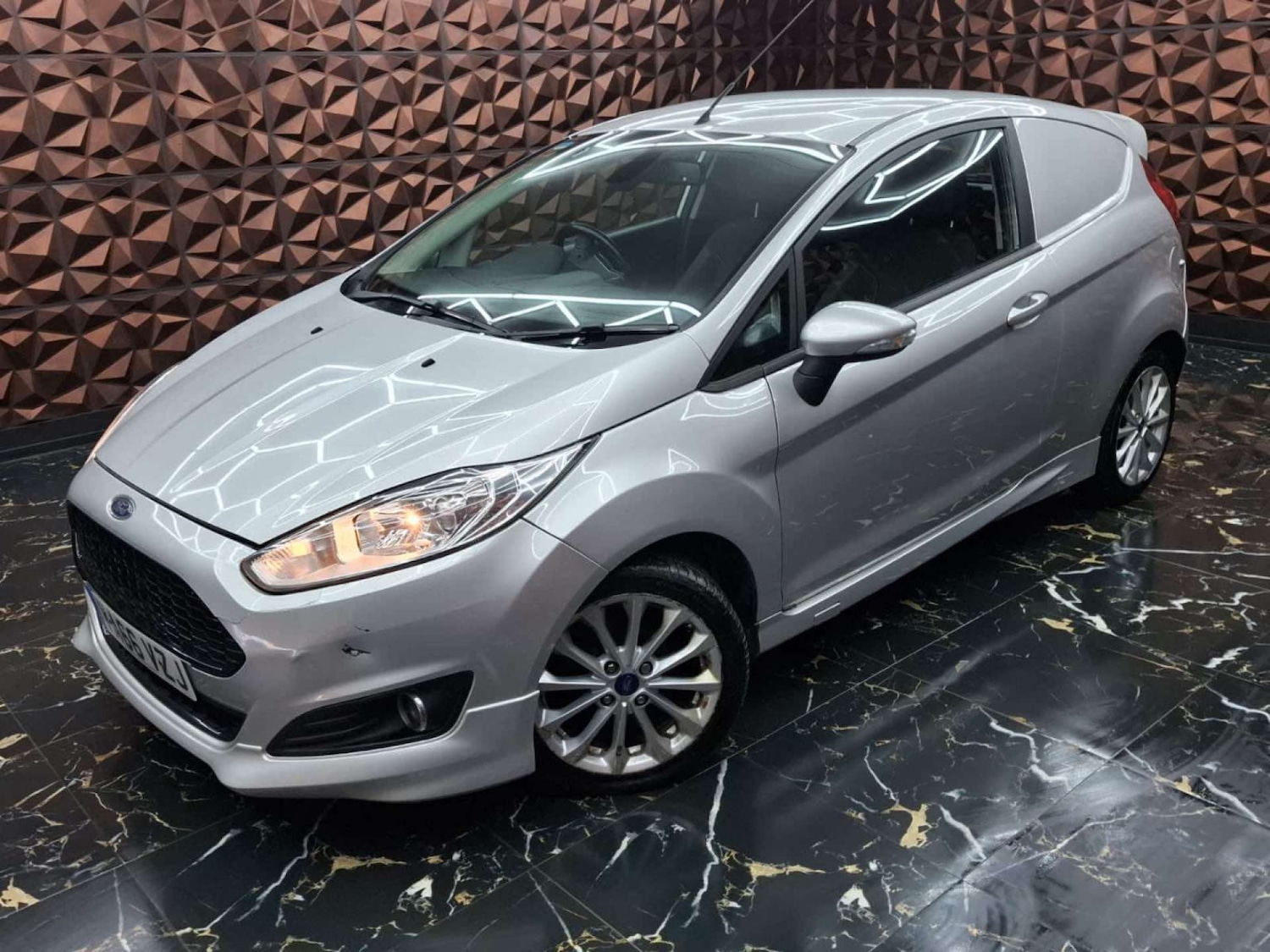 Used Ford Fiesta 2016 for sale - 76921512: Photo 13