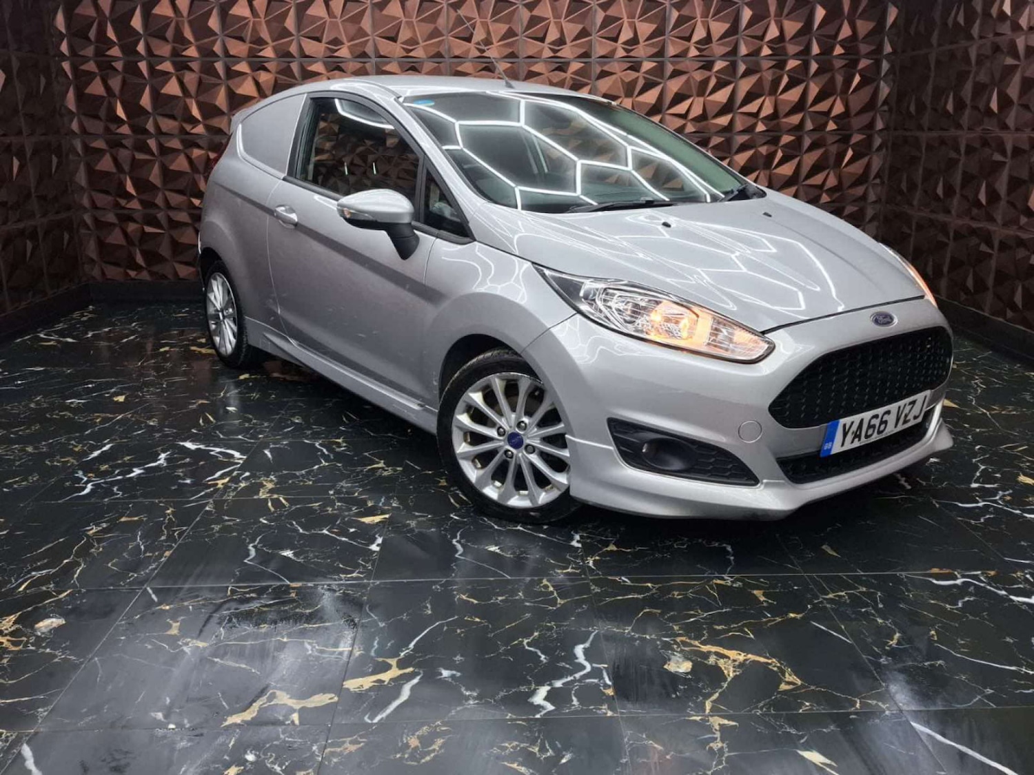 Used Ford Fiesta 2016 for sale - 76921512: Photo 7