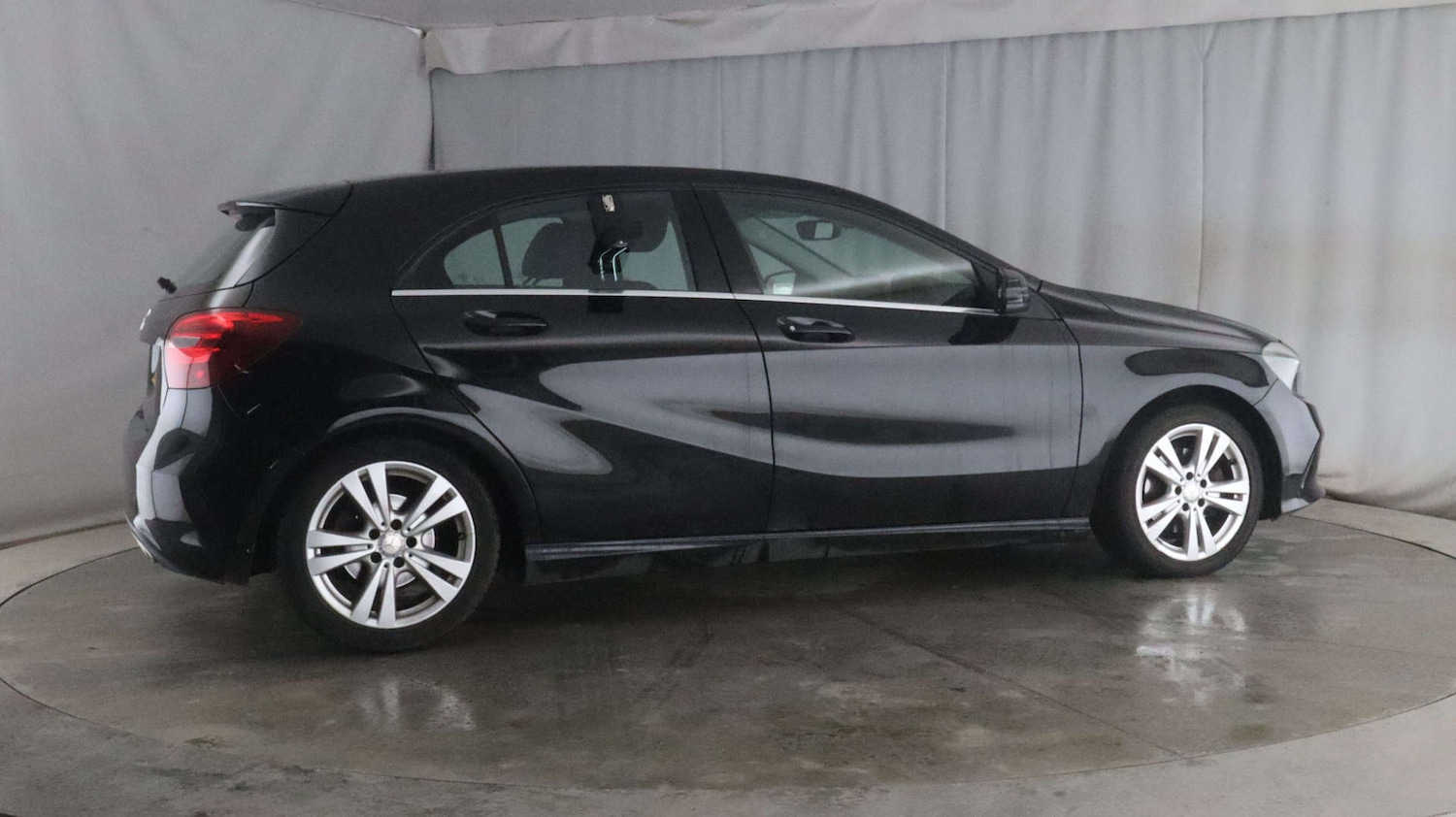 Used Mercedes-Benz A-Class 2017 for sale - 77173432: Photo 7