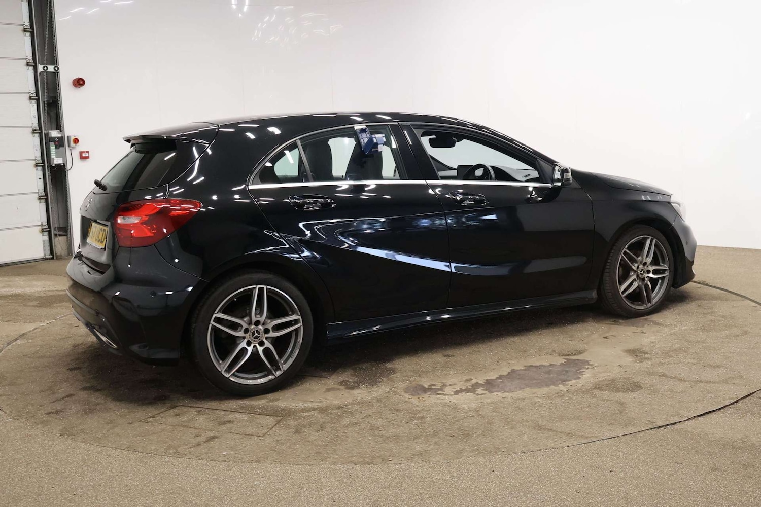 Used Mercedes-Benz A-Class 2017 for sale - 77702631: Photo 6