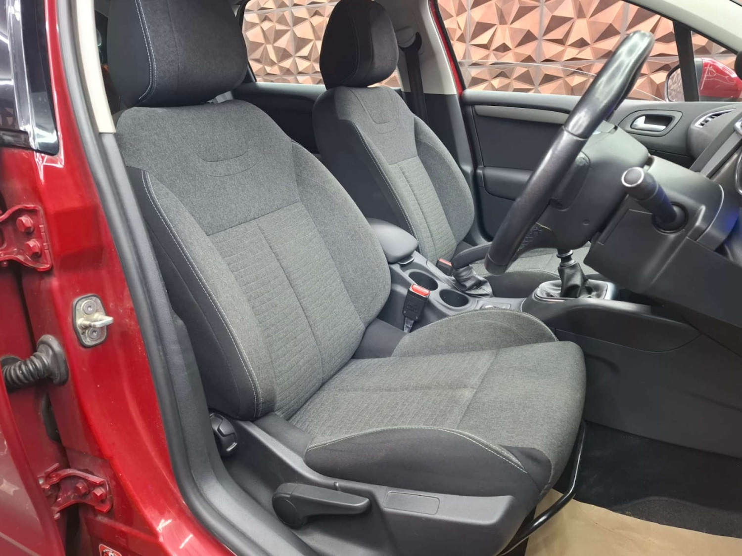 Used Citroen C4 2016 for sale - 76921449: Photo 13