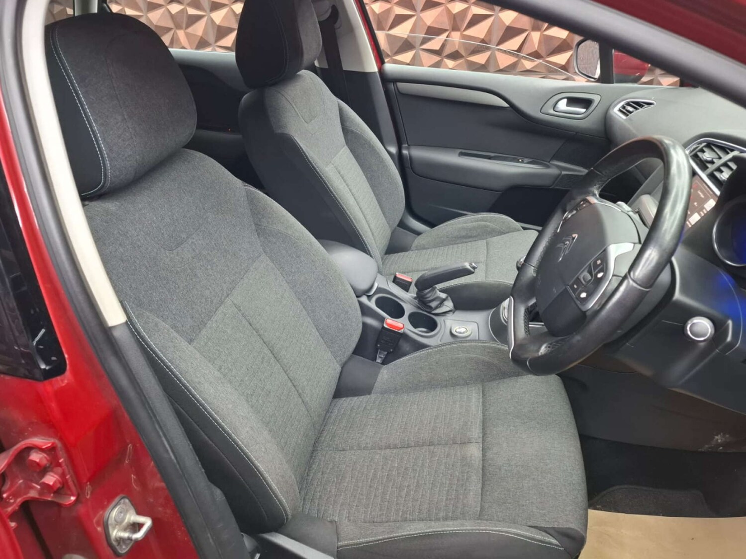 Used Citroen C4 2016 for sale - 76921449: Photo 14