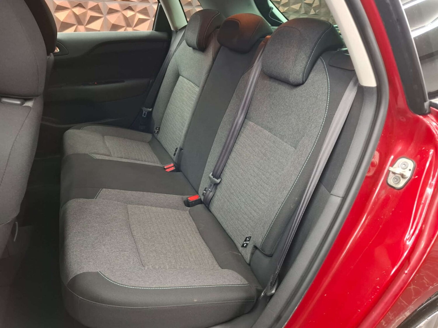 Used Citroen C4 2016 for sale - 76921449: Photo 16