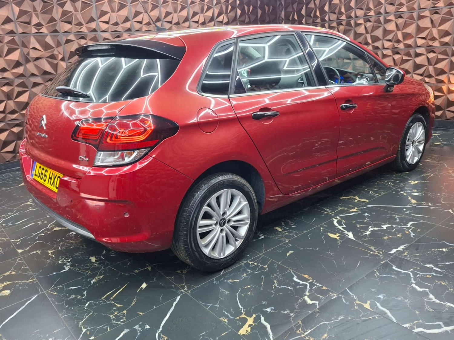 Used Citroen C4 2016 for sale - 76921449: Photo 41