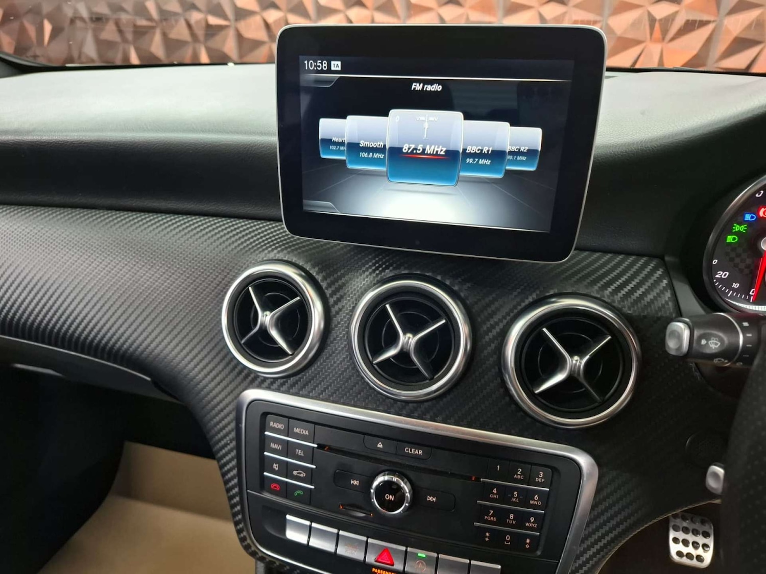 Used Mercedes-Benz A-Class 2017 for sale - 76921402: Photo 25