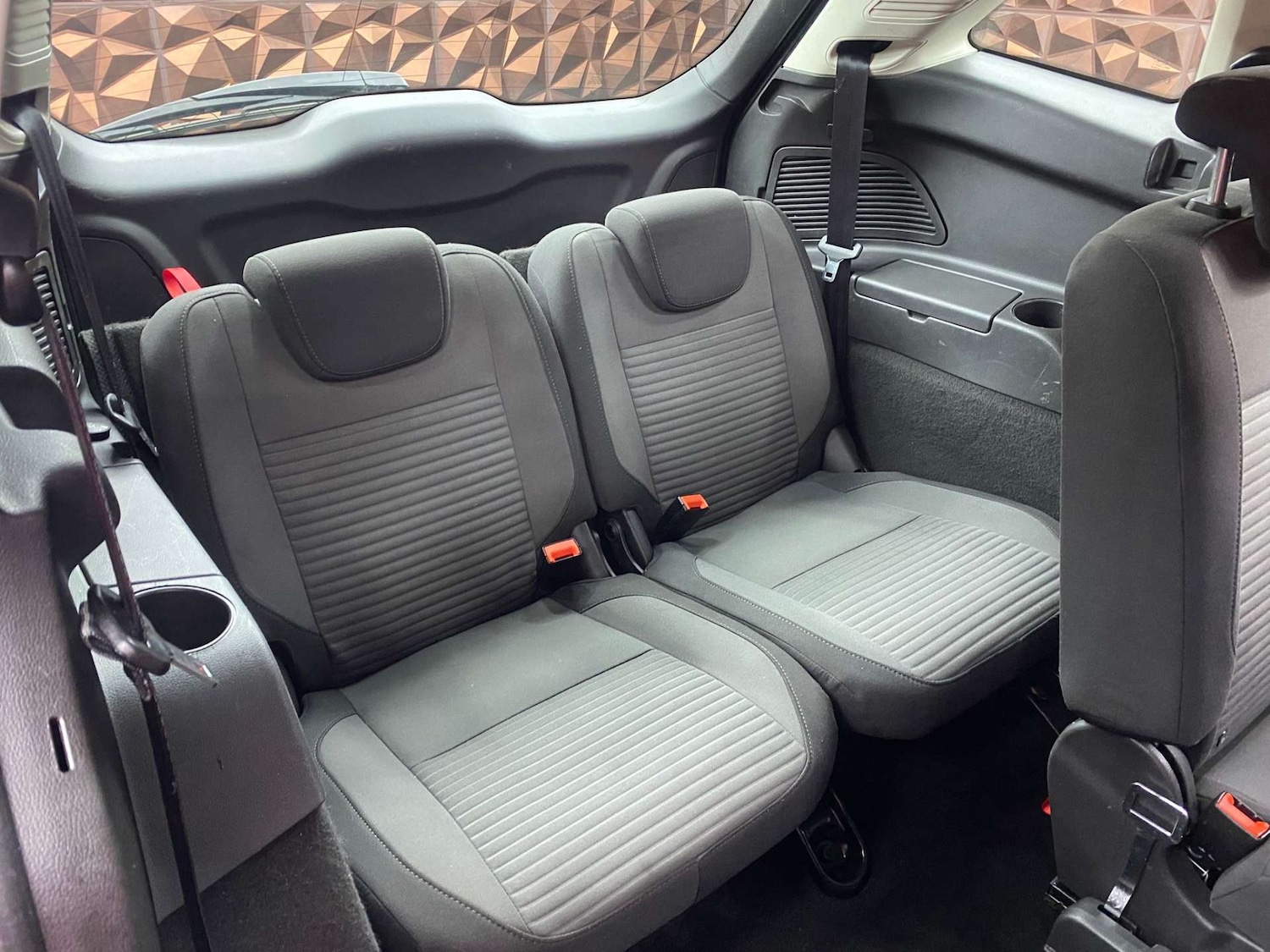 Used Ford C-Max 2019 for sale - 78210404: Photo 10