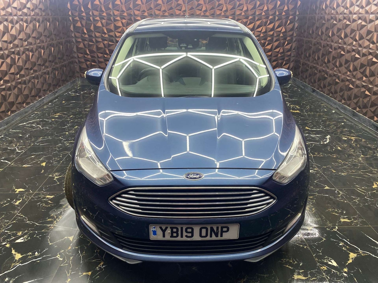 Used Ford C-Max 2019 for sale - 78210404: Photo 2