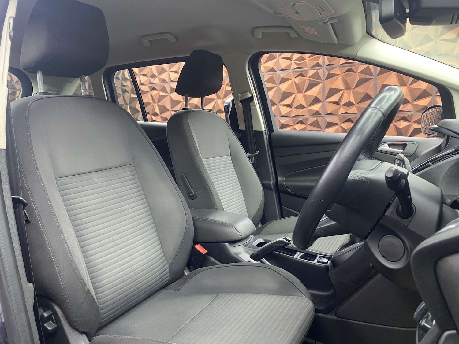 Used Ford C-Max 2019 for sale - 78210404: Photo 6