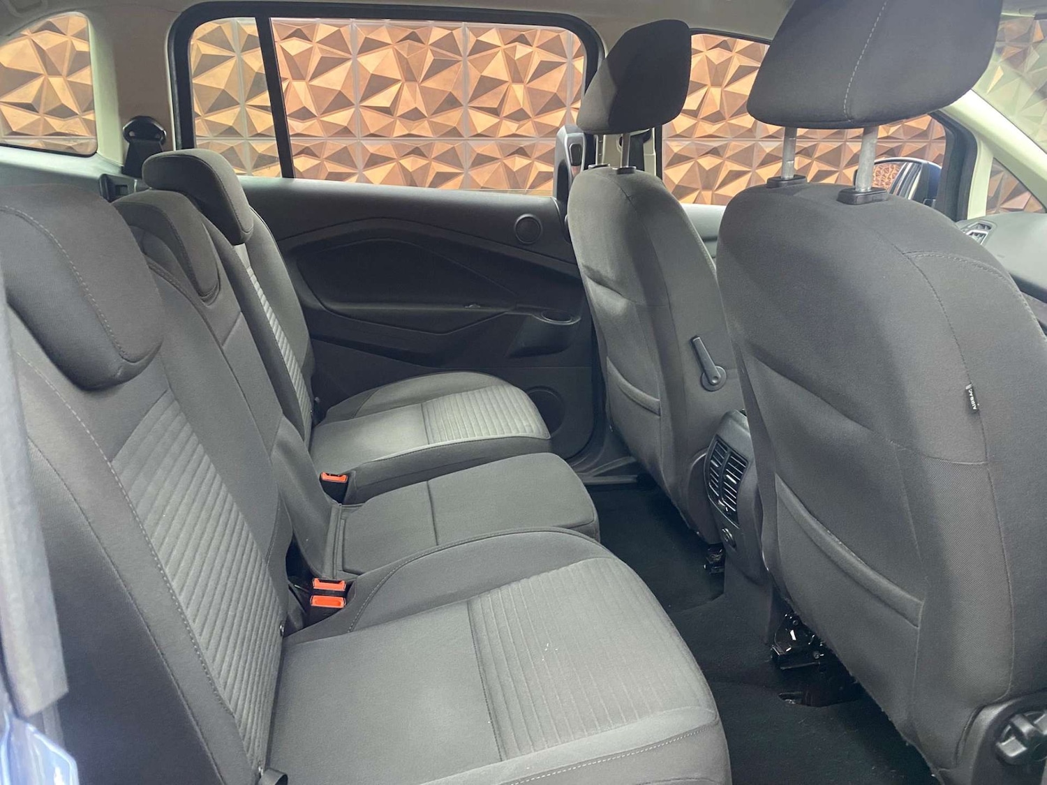 Used Ford C-Max 2019 for sale - 78210404: Photo 9