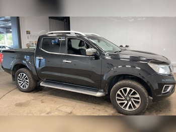 Used Nissan Navara 2017 for sale - 79368671: Photo