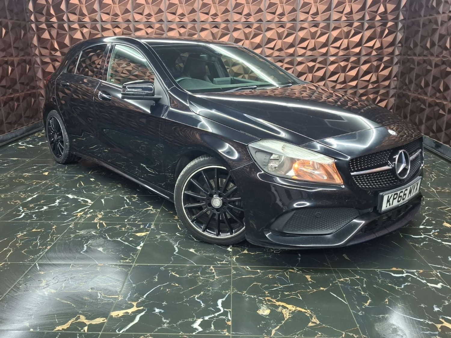 Used Mercedes-Benz A-Class 2016 for sale - 76921506: Photo 3