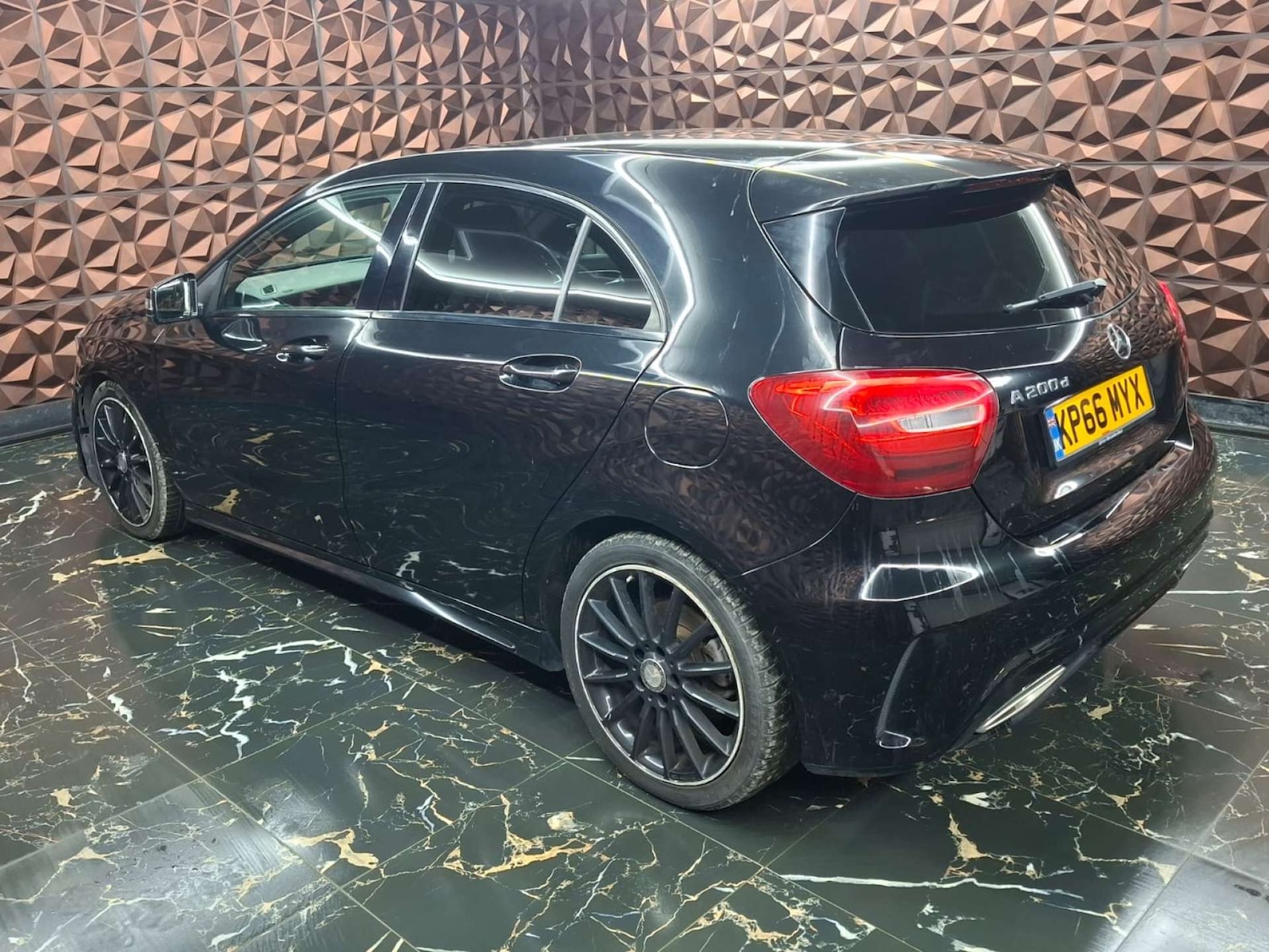 Used Mercedes-Benz A-Class 2016 for sale - 76921506: Photo 8