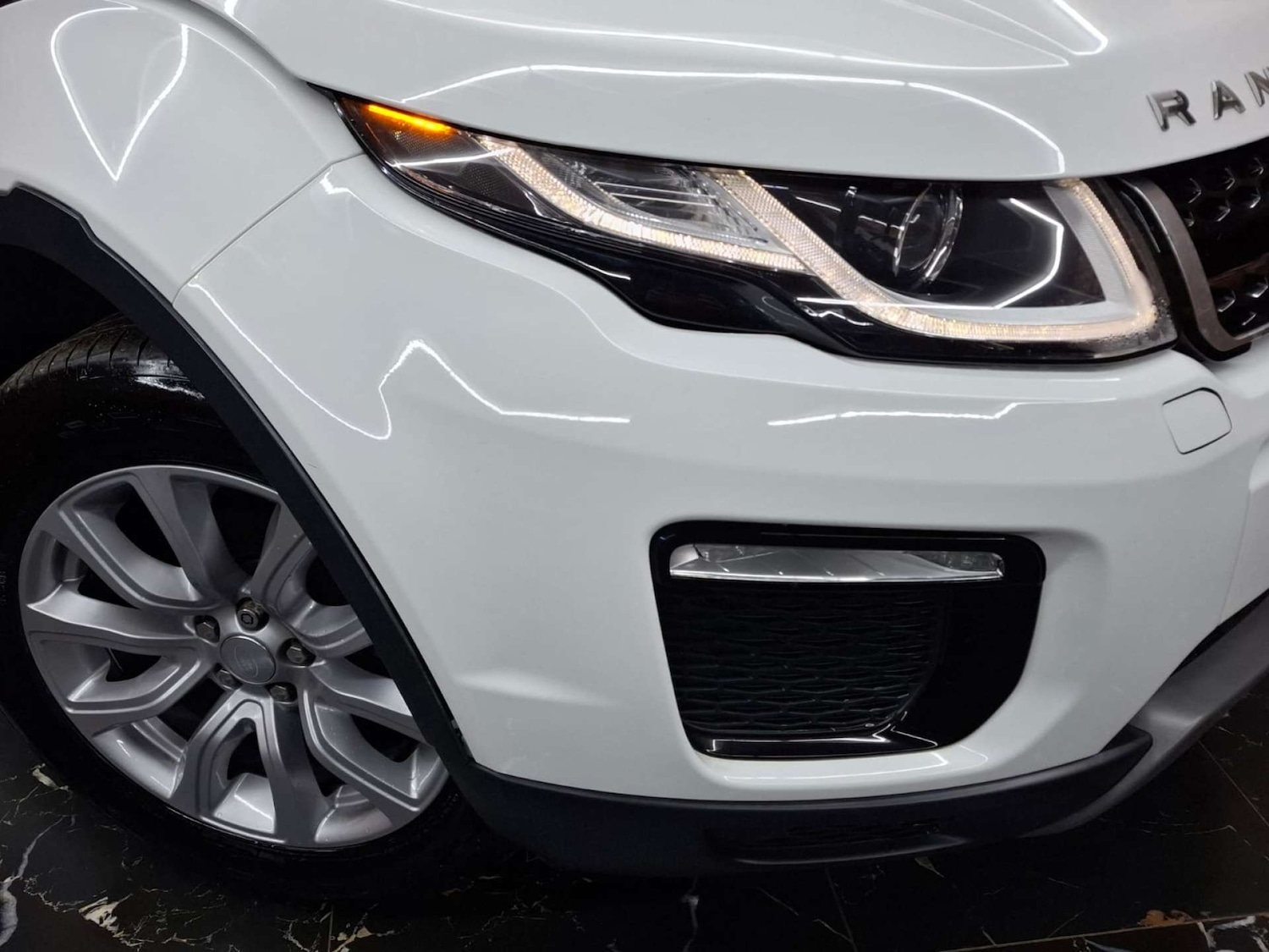 Used Land Rover Range Rover Evoque 2016 for sale - 77151214: Photo 5