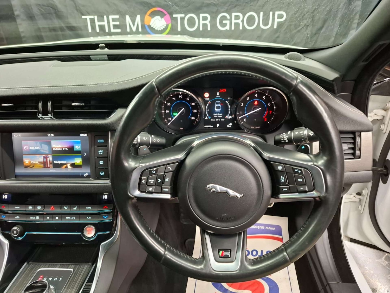 Used Jaguar XF 2015 for sale - 77151229: Photo 22