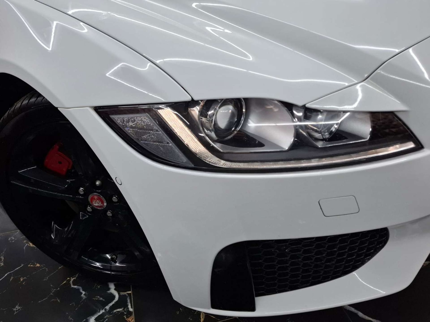 Used Jaguar XF 2015 for sale - 77151229: Photo 5