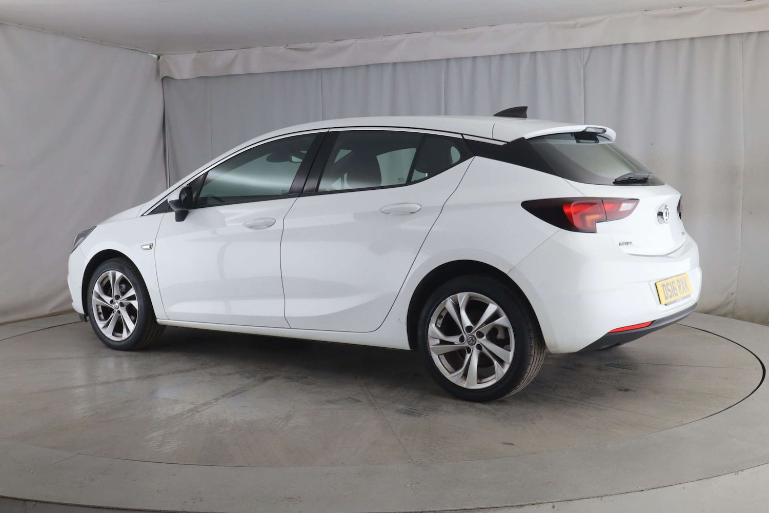 Used Vauxhall Astra 2016 for sale - 77151208: Photo 6