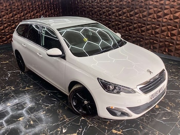 Used Peugeot 308 2015 for sale - 79056931: Photo